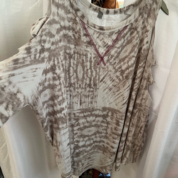 Tie-Dye Cold Shoulder Top - Picture 1 of 2
